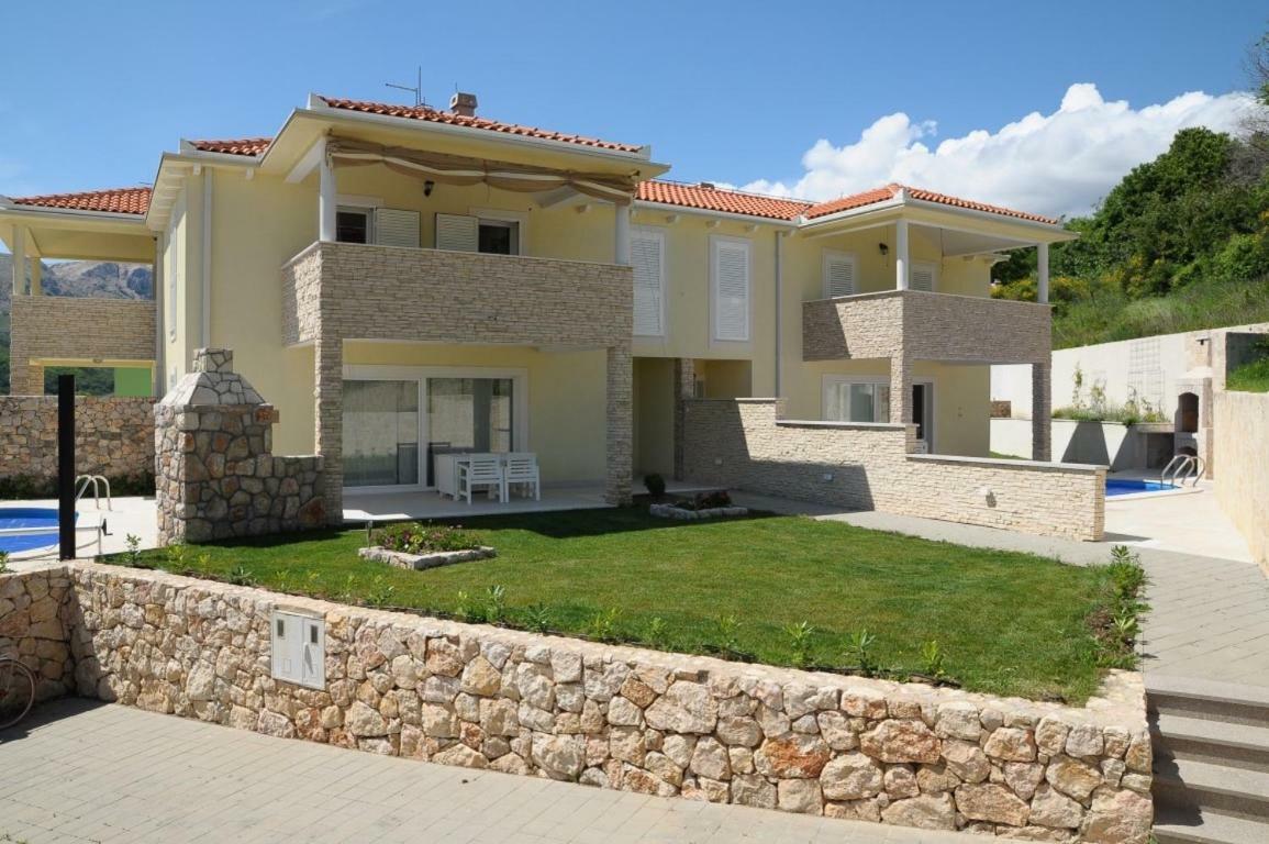 Villa House Sunny Rock Baska Exterior foto